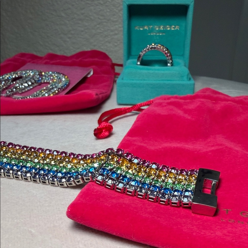 Kurt Geiger Rainbow Crystal Jewelry Set - Picture 3 of 6